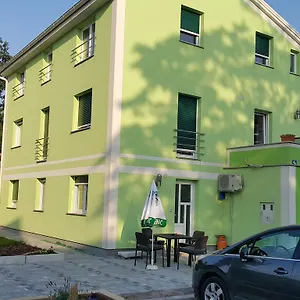 https://apartments-carmen-jurdani.primorje-gorskikotar.com